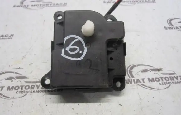 Suzuki Grand Vitara II Air flap motor/actuator CSA512T009