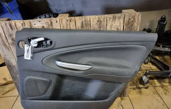 Ford S-MAX Coupe rear side trim panel 