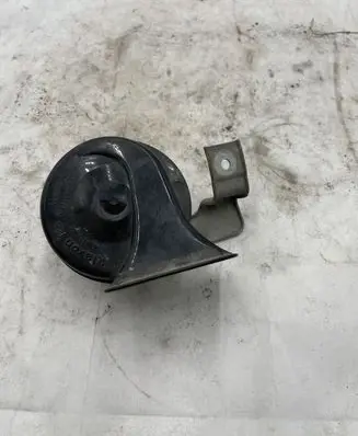 Volkswagen Golf IV Horn signal 00884