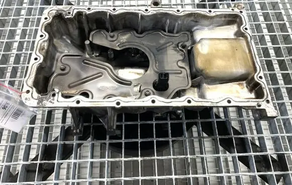 Hyundai Tucson TL Oil sump 215102A311