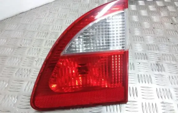 Ford Galaxy Tailgate rear/tail lights 7M5945094B
