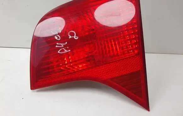 Audi A4 S4 B7 8E 8H Tailgate rear/tail lights 8E5945094A