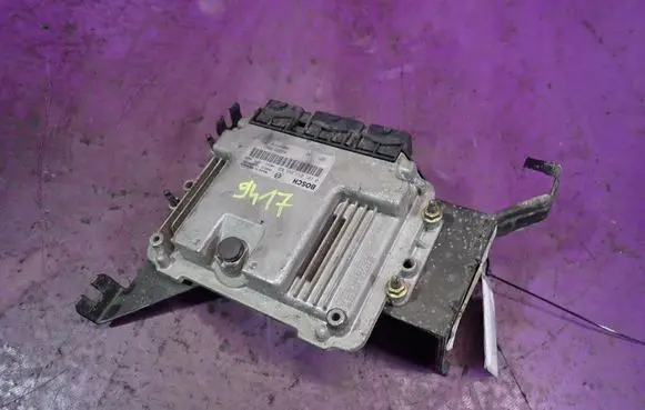 Renault Scenic II - Grand scenic II Engine control unit/module ECU 
