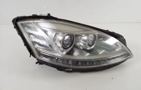 Mercedes-Benz S W221 Headlight/headlamp