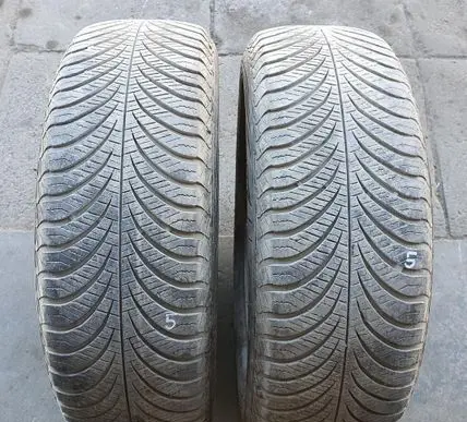 Dacia Sandero R15 winter tire 