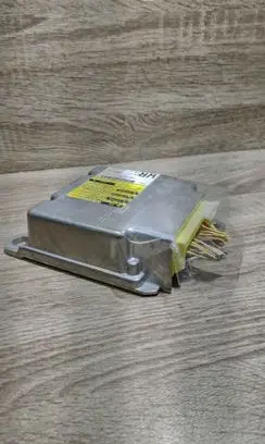 Toyota Yaris Airbag control unit/module 891700D410 220749102