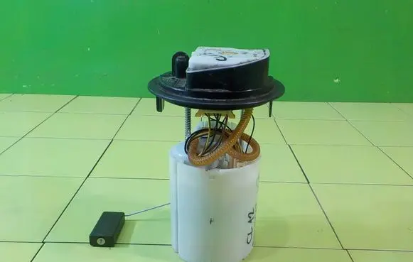 Peugeot 3008 I In-tank fuel pump 9813270380