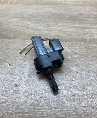 Ford Fiesta Clutch pedal sensor 4M5T7C534AA