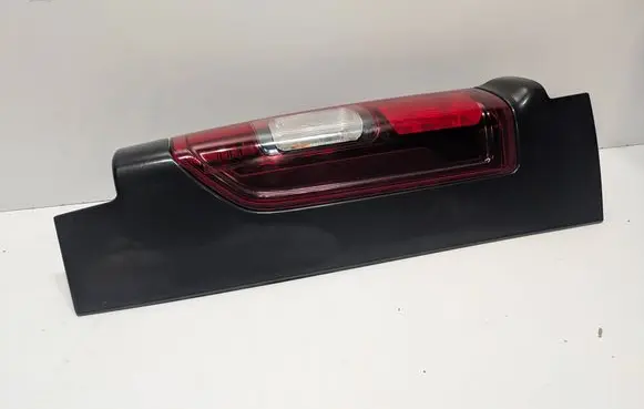 Renault Trafic III (X82) Rear/tail lights 265556737R 3867974