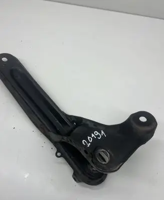 Porsche Cayenne (9PA) Engine mounting bracket 7L5199373A