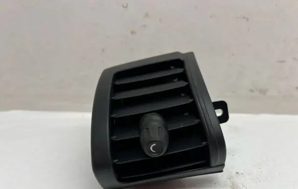 Mini One - Cooper F56 F55 Dashboard side air vent grill/cover trim 9265405