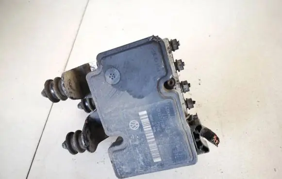 Skoda Octavia Mk2 (1Z) ABS Pump 1k0907379p 10.0970-0315.3