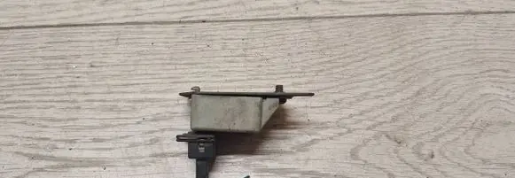 Ford Mondeo Mk III Ignition amplifier control unit 93ab12a019ab