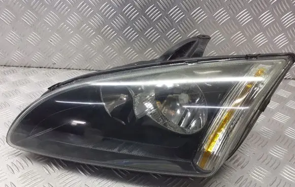 Ford Focus C-MAX Headlight/headlamp 4M51-13K060-BA