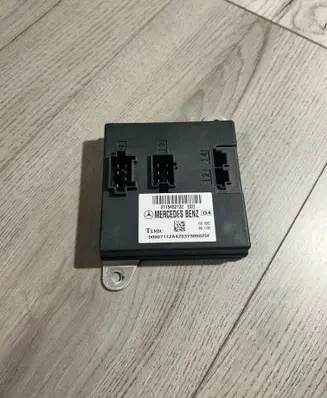 Mercedes-Benz E W211 Comfort/convenience module 2115452132