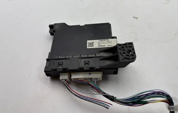 Toyota Auris E180 Air conditioning/heating control unit 8865002E10 MB1778004490