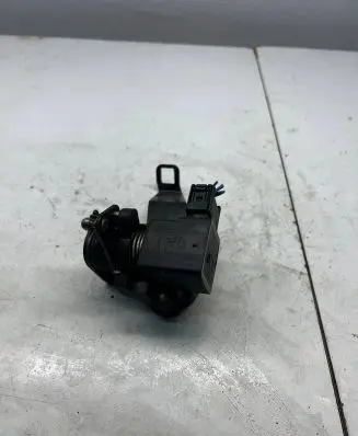Mercedes-Benz Vito Viano W639 Accelerator throttle pedal A0125423317 3317