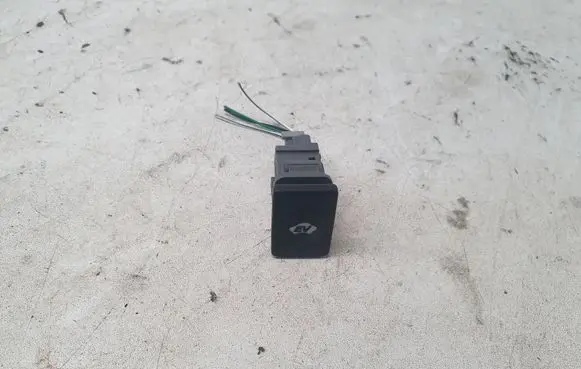 Toyota Prius (XW20) Other switches/knobs/shifts 15B060