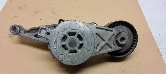 Volkswagen Caddy Alternator belt tensioner 