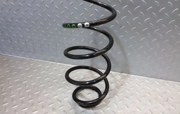 Skoda Rapid (NH) Front coil spring 6R0411105D