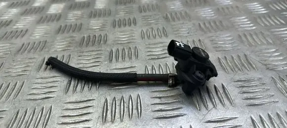 Mercedes-Benz E W212 Air pressure sensor A0071530028