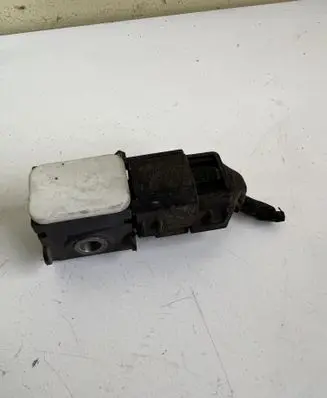 Hyundai Santa Fe Airbag deployment crash/impact sensor 959303L100