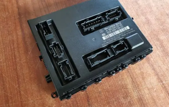 Mercedes-Benz B W245 Comfort/convenience module A1695405645 5DK00872822