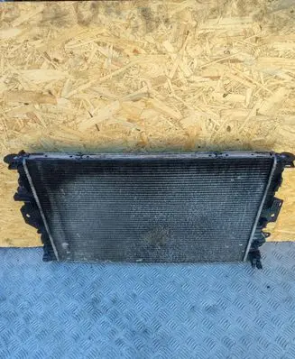 Land Rover Freelander 2 - LR2 Coolant radiator 989299A 6G918005FC