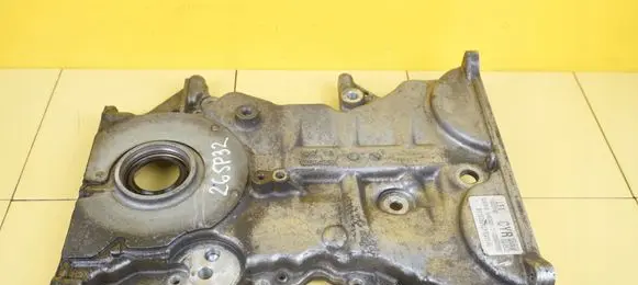 Opel Corsa E Timing chain cover 55583060 B10XFT