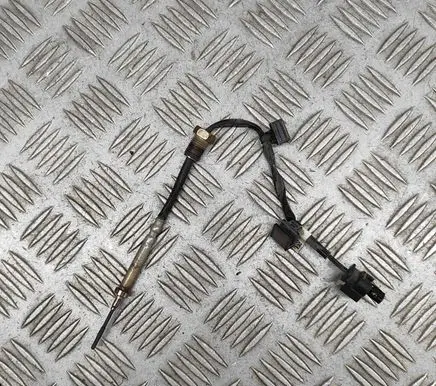 BMW X3 G01 Oil temperature sensor 8581103