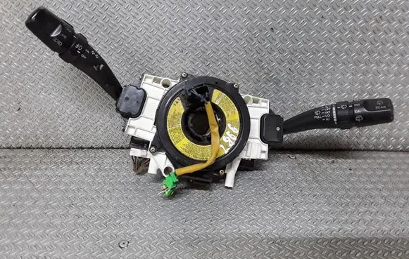 KIA Cerato Wiper turn signal indicator stalk/switch