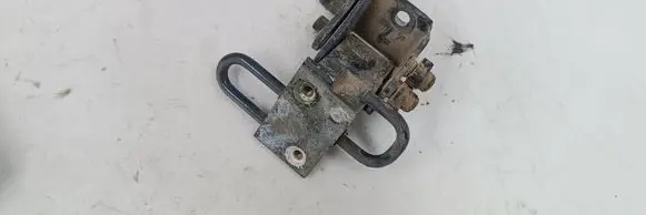 Audi A6 S6 C5 4B Rear door lower hinge 4B0833412E