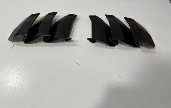 Rear/tail light trim molding