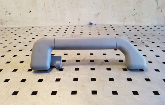 Volkswagen Touareg I Rear interior roof grab handle 7L0857607A