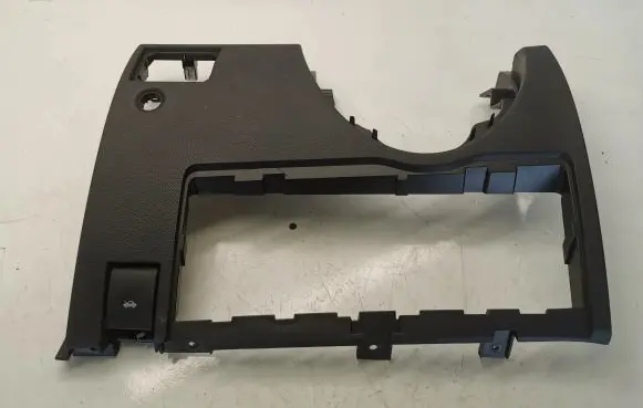 Jeep Grand Cherokee Dashboard lower bottom trim panel P01679003BL