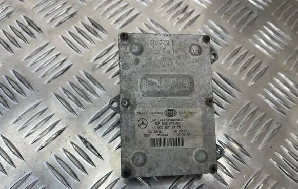 Mercedes-Benz E W211 Headlight ballast module Xenon 5DF00827900