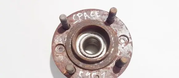 Mitsubishi Space Star Rear wheel hub