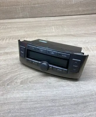 Toyota Avensis T250 Climate control unit 5590005160 MB1465700792