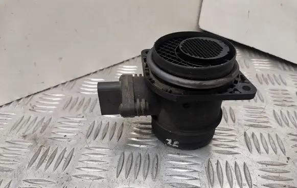 Volkswagen Caddy Mass air flow meter 0281002531 038906461B