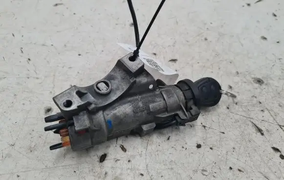 Ford Galaxy Ignition lock 4B0905851B