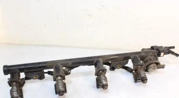 Fuel main line pipe