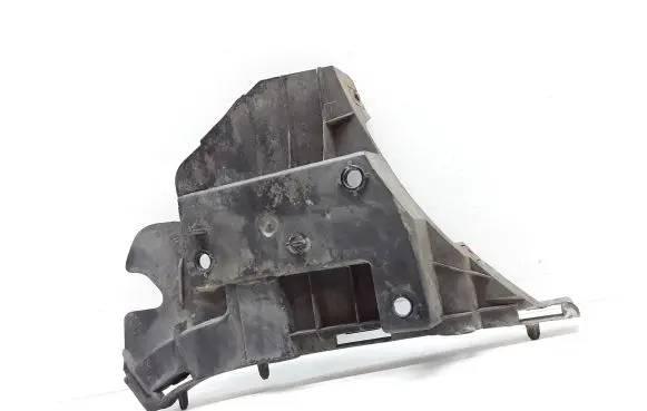 Volvo V70 Front bumper mounting bracket 31265344