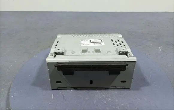 Ford Fiesta Radio/CD/DVD/GPS head unit AM5T-18C815-DT
