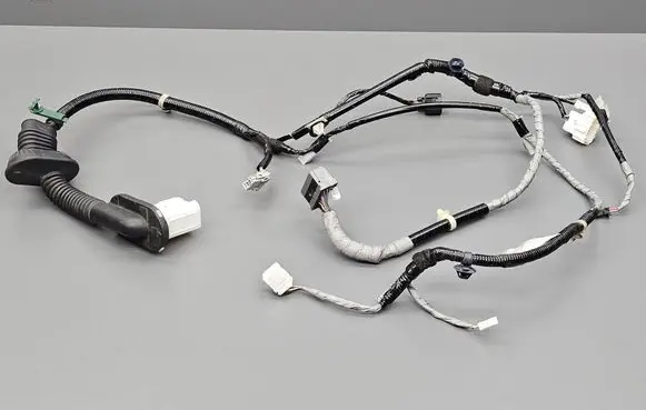Honda Accord Front door wiring loom 