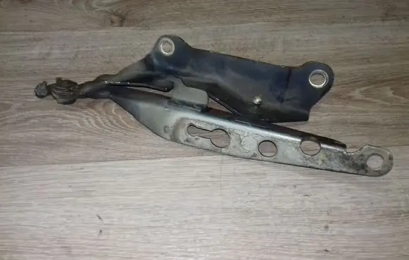 Volvo XC90 Engine bonnet/hood hinges