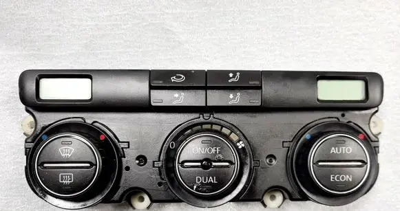Volkswagen PASSAT B6 Climate control unit