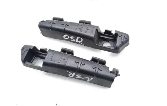 Hyundai Kona I Rear bumper mounting bracket 