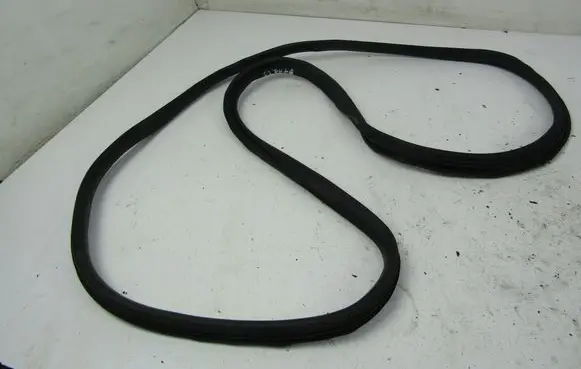 Audi A6 Allroad C5 Rear door rubber seal (on body) 