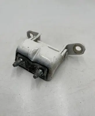 Nissan Leaf II (ZE1) Loading door upper hinge A047742