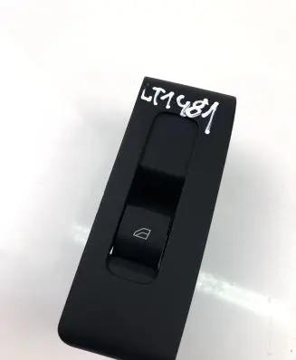 Volvo XC40 Electric window control switch 31456060